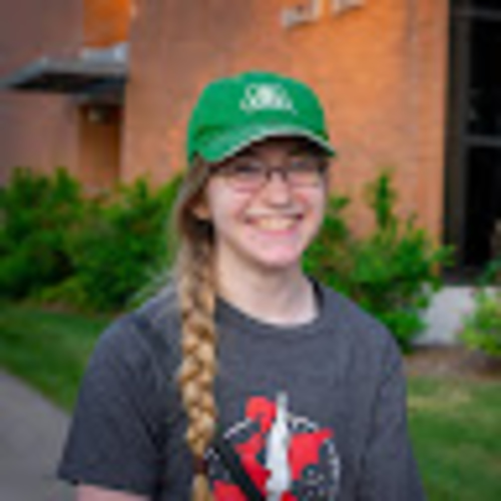 Meet your Posher, Abigail